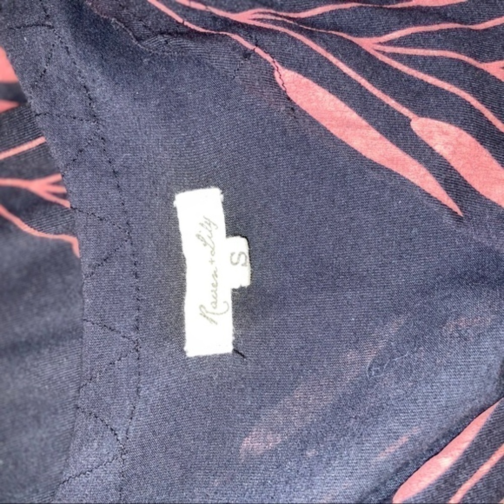 Raven and Lily Neary Dress - Eco Friendly
Materials - Picture 8 of 8